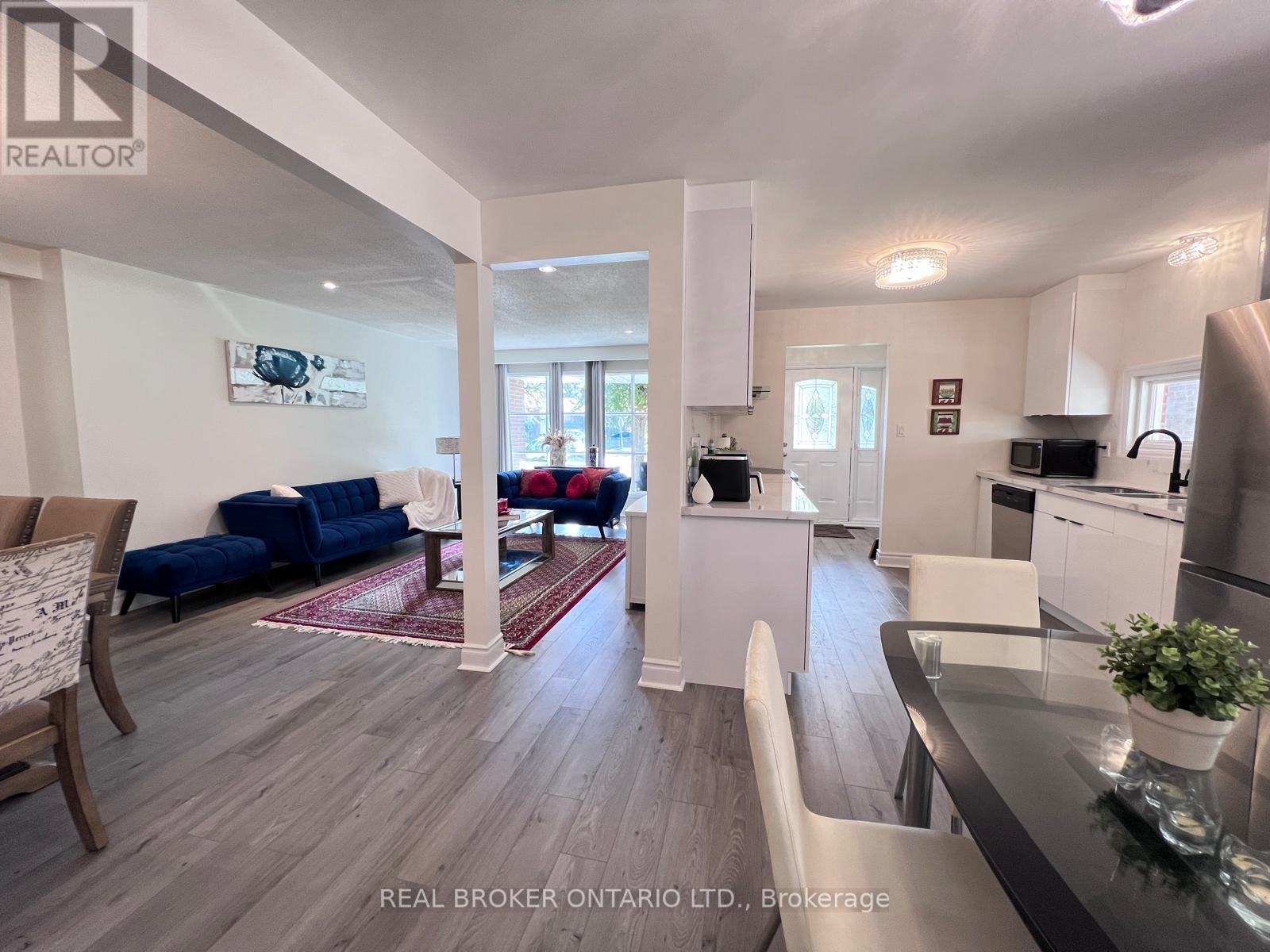 105 FRED VARLEY DRIVE, Markham, Ontario