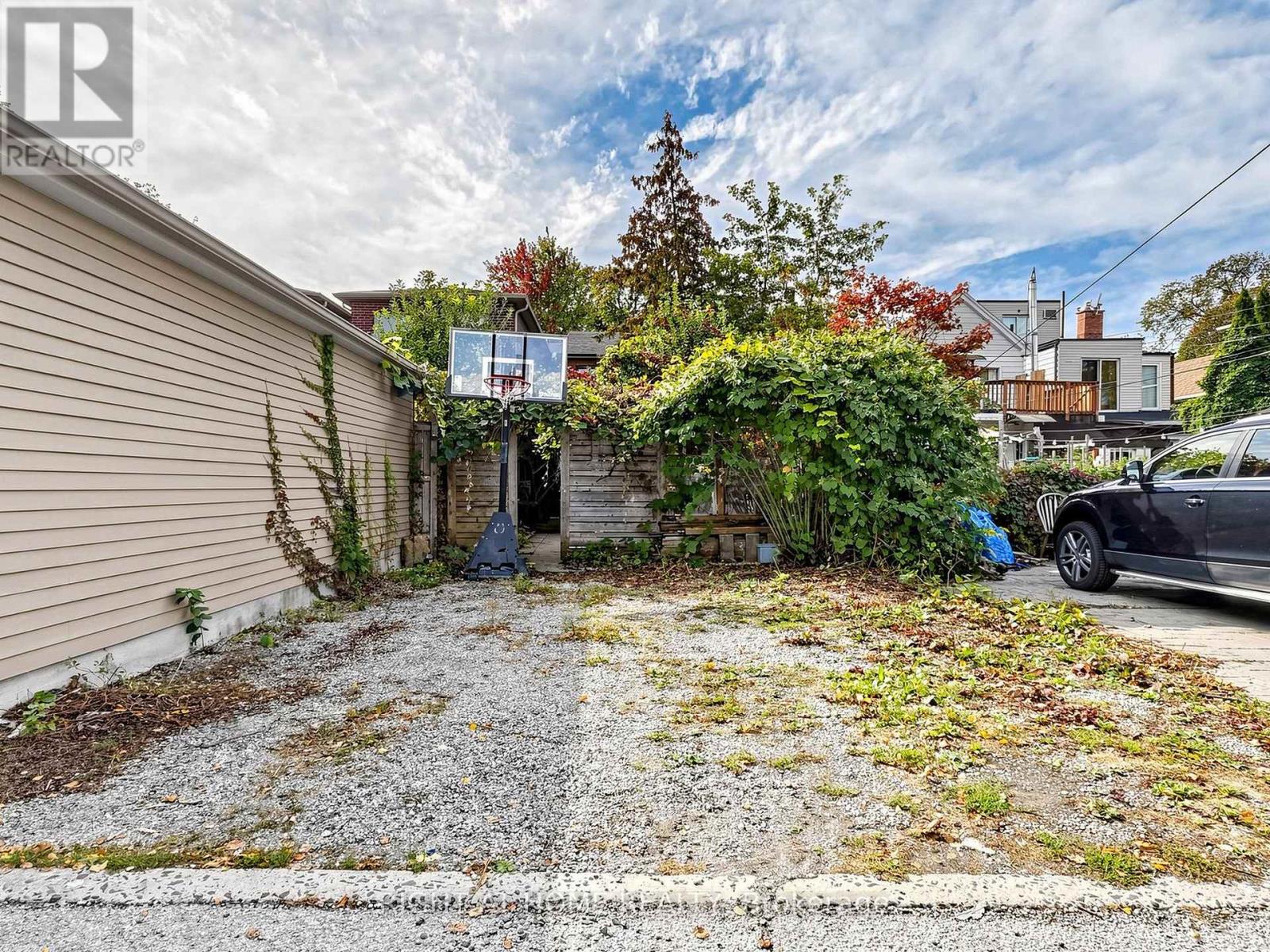 813 Carlaw Avenue, Toronto, Ontario  M4K 3L1 - Photo 44 - E13861116