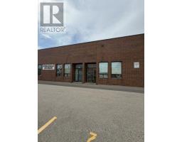 135 LIMESTONE CRESCENT, Toronto, Ontario
