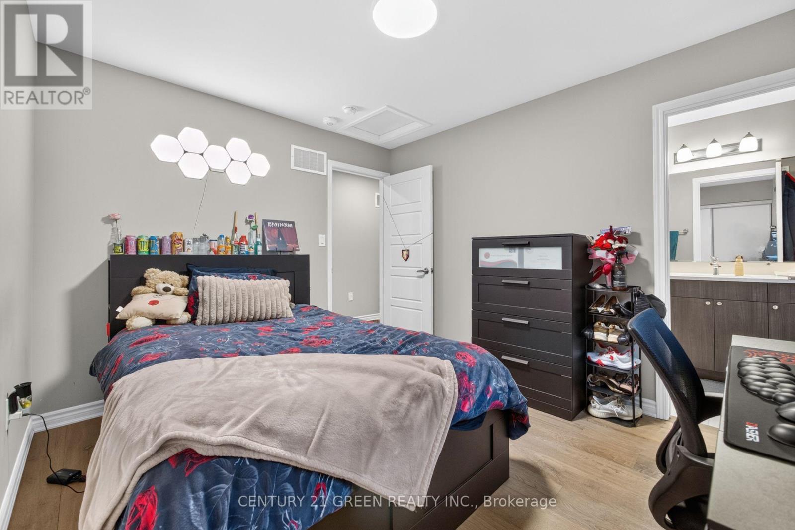 1570 Severn Drive, Milton, Ontario  L9E 1X8 - Photo 38 - W13865906