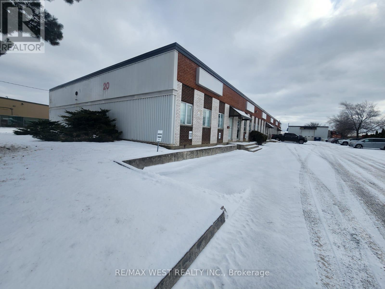 6c - 20 Millwick Drive, Toronto (Humber Summit), Ontario  M9L 1Y3 - Photo 3 - W13865912