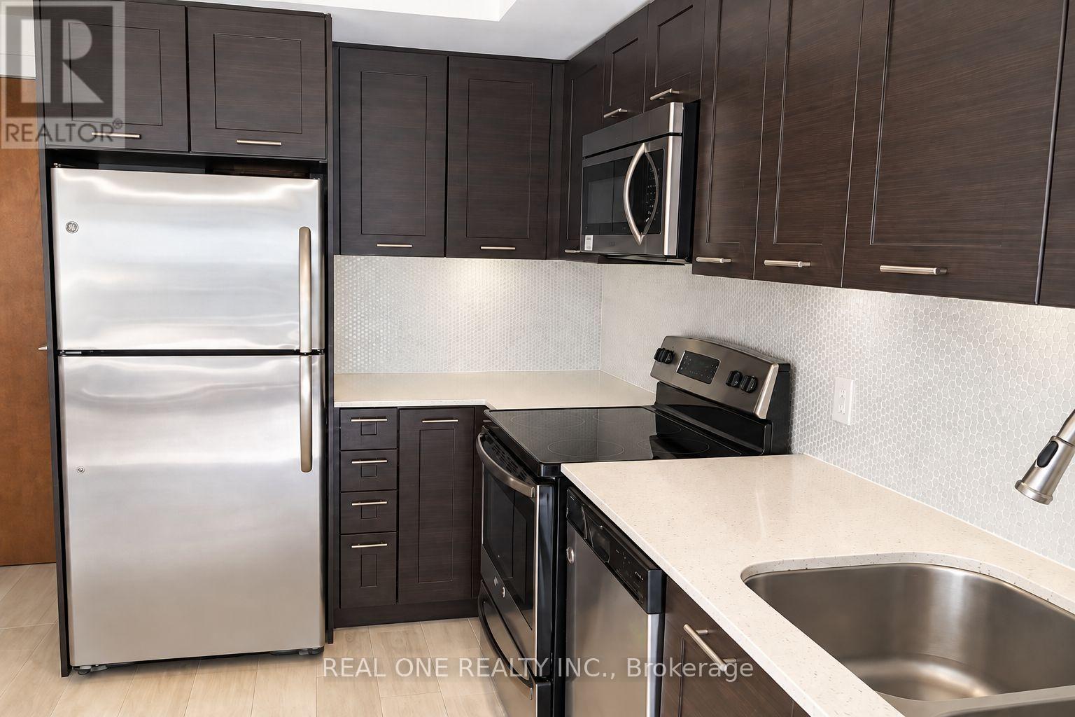 3203 - 2200 Lakeshore Boulevard W, Toronto, Ontario M8V 1A4 - Photo 3 - W13866018