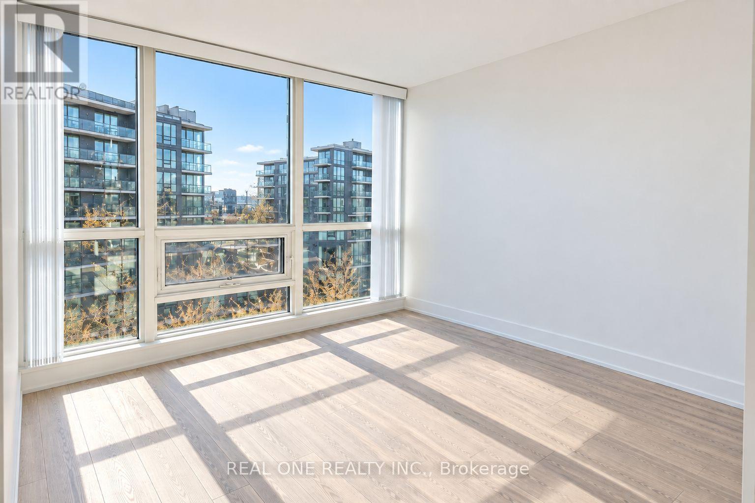 3203 - 2200 Lakeshore Boulevard W, Toronto, Ontario M8V 1A4 - Photo 4 - W13866018
