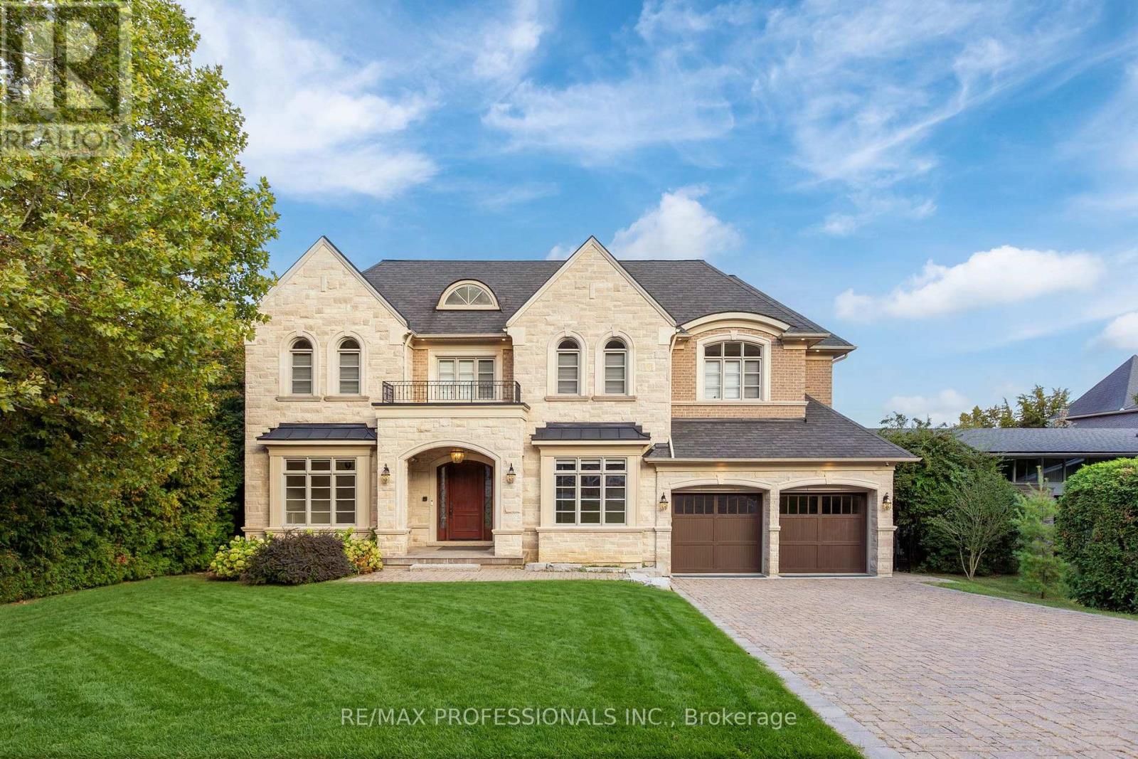 191 EDENBRIDGE DRIVE, Toronto, Ontario