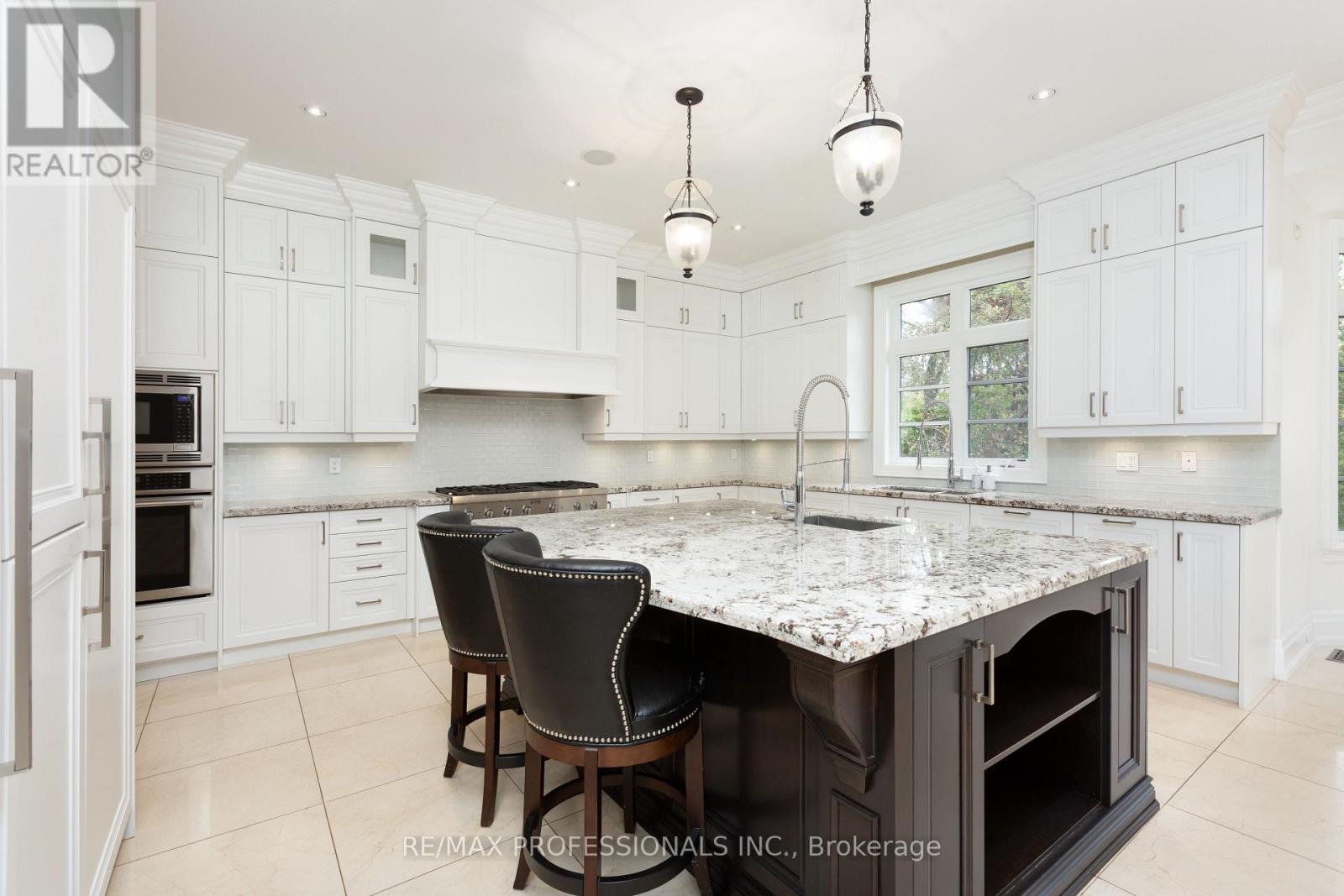 191 Edenbridge Drive, Toronto, Ontario  M9A 3G7 - Photo 11 - W13866104