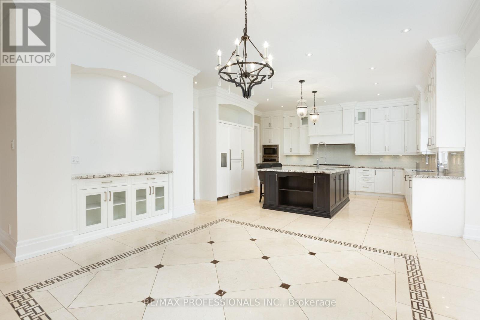 191 Edenbridge Drive, Toronto, Ontario  M9A 3G7 - Photo 13 - W13866104