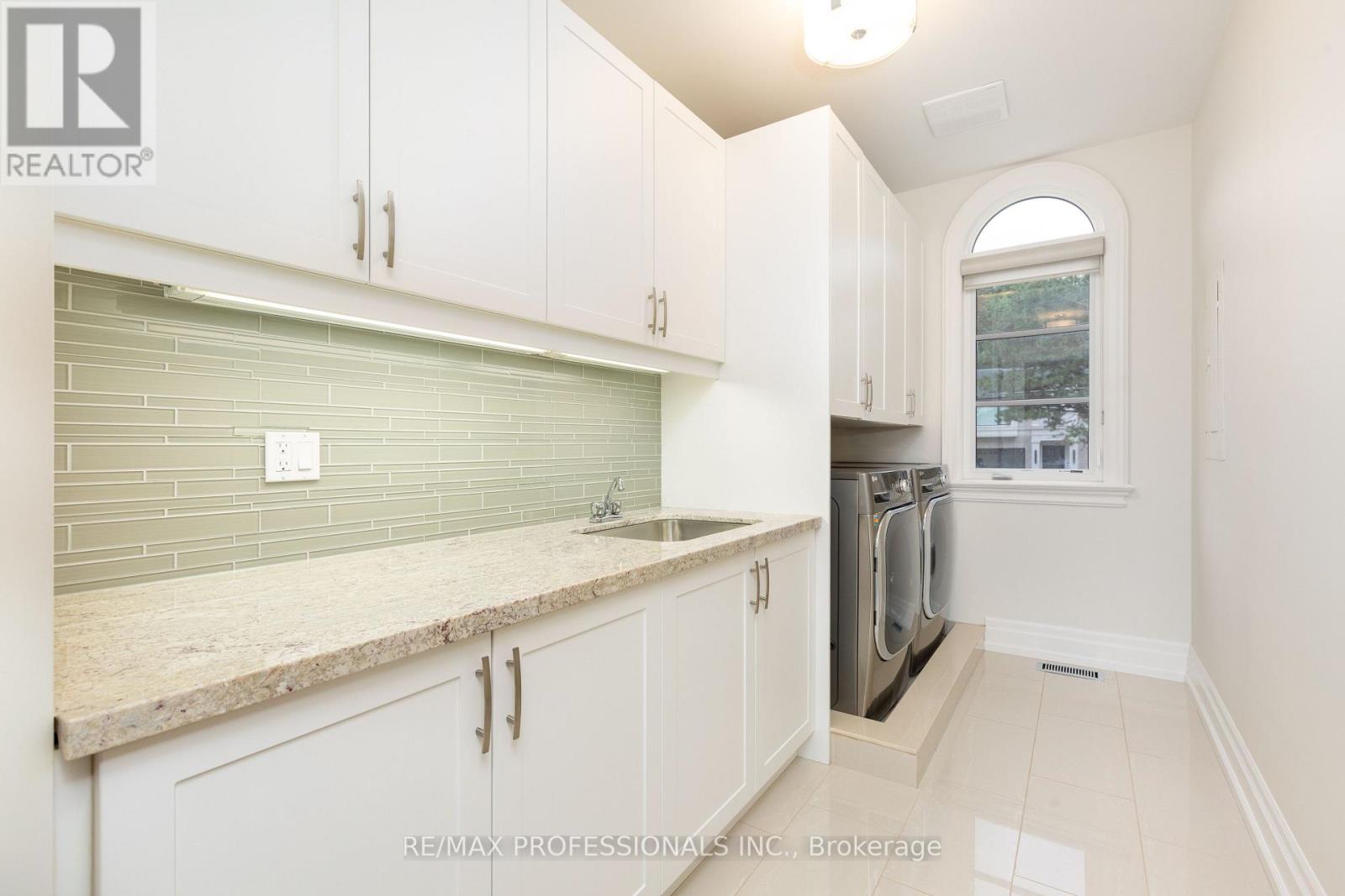 191 Edenbridge Drive, Toronto, Ontario  M9A 3G7 - Photo 36 - W13866104