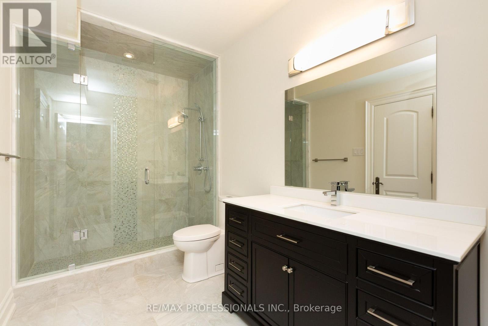 191 Edenbridge Drive, Toronto, Ontario  M9A 3G7 - Photo 43 - W13866104