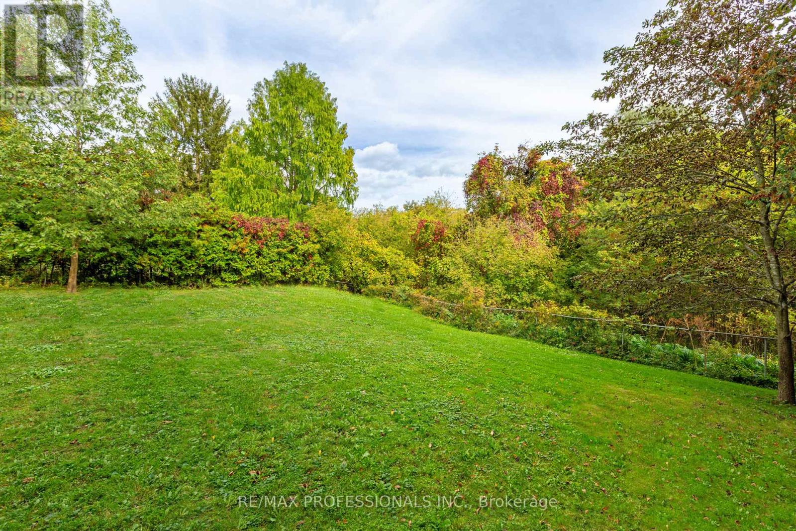 191 Edenbridge Drive, Toronto, Ontario  M9A 3G7 - Photo 47 - W13866104