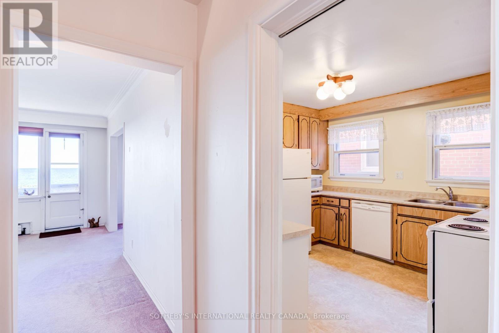 407 Lake Promenade, Toronto, Ontario  M8W 1C3 - Photo 29 - W13866124
