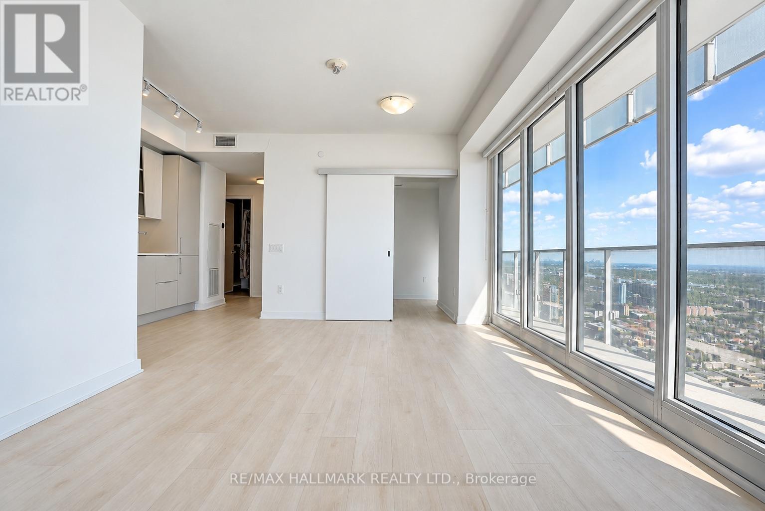 5504 - 3900 Confederation Parkway, Mississauga, Ontario  L5B 0M3 - Photo 13 - W13865382