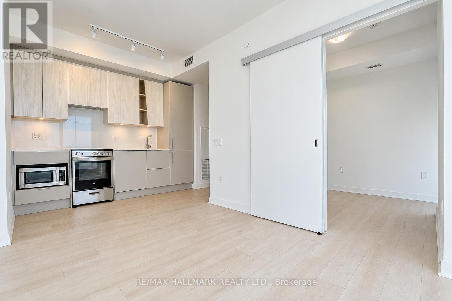 5504 - 3900 Confederation Parkway, Mississauga, Ontario  L5B 0M3 - Photo 19 - W13865382