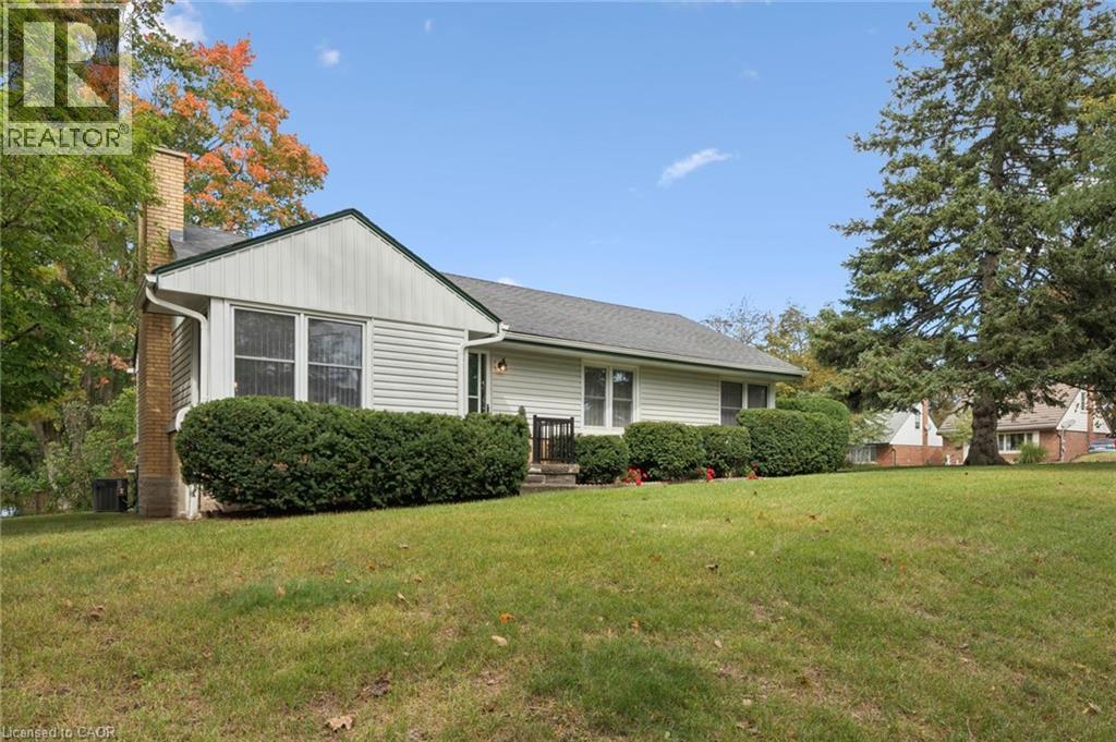 65 Belmont Avenue W, Kitchener, Ontario  N2M 1L5 - Photo 4 - 40868946