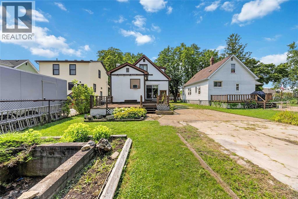 208 Ross Avenue, Sarnia, Ontario  N7T 1J7 - Photo 33 - 26024357