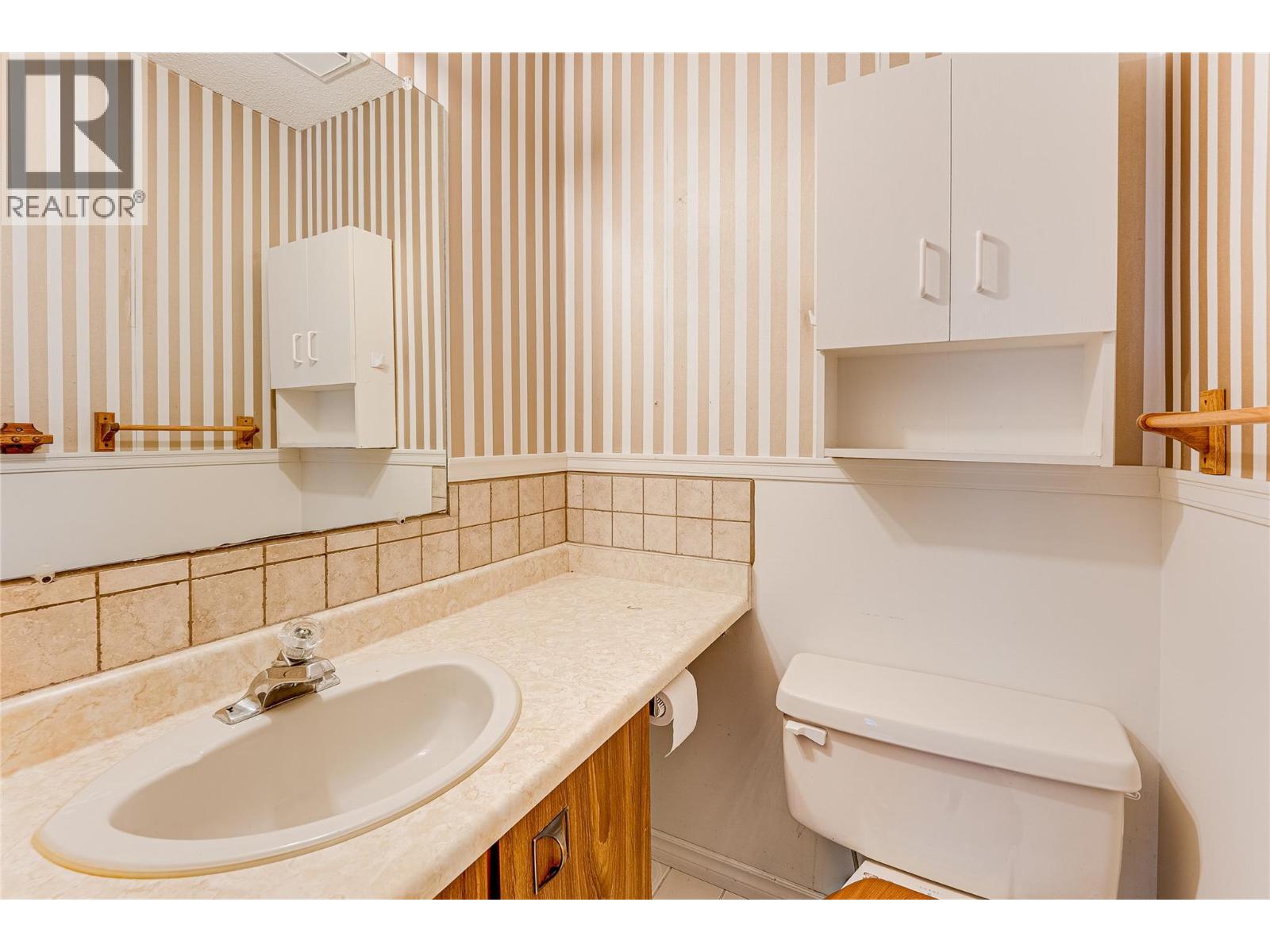 3275 Upper Mcleod Road, Spallumcheen, British Columbia  V4Y 0S6 - Photo 19 - 10399734