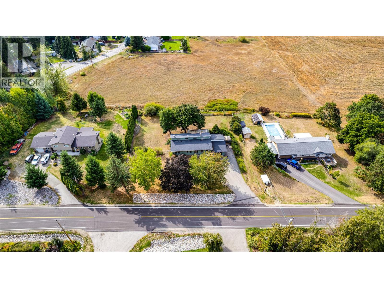 3275 Upper Mcleod Road, Spallumcheen, British Columbia  V4Y 0S6 - Photo 3 - 10399734