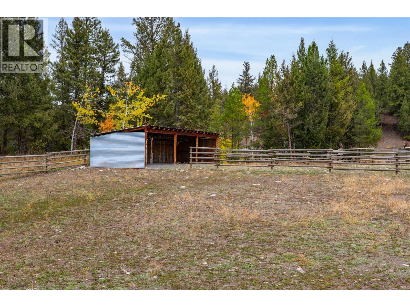 5809 Beech Road, Merritt, British Columbia  V1K 1M6 - Photo 5 - 10402485
