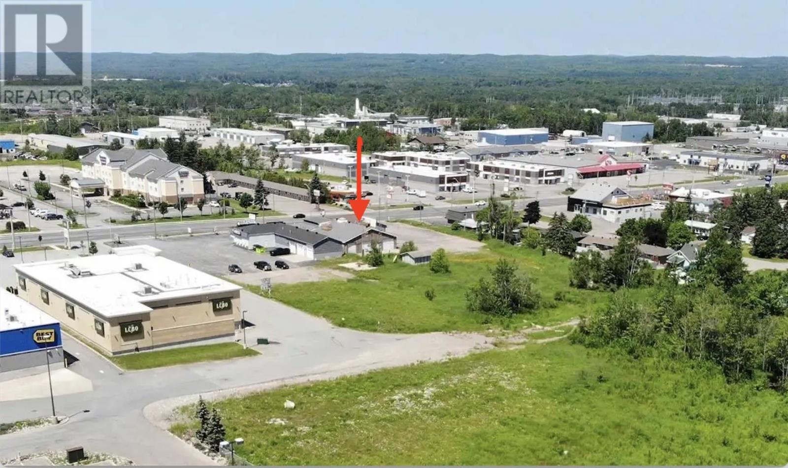 642 Great Northern Rd # B, Sault Ste. Marie, Ontario  P6B 4Z9 - Photo 3 - SM262659