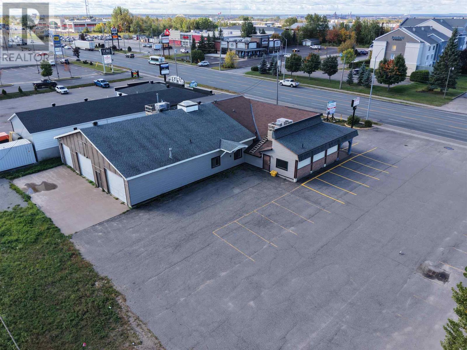 642 Great Northern Rd # B, Sault Ste. Marie, Ontario  P6B 4Z9 - Photo 32 - SM262659