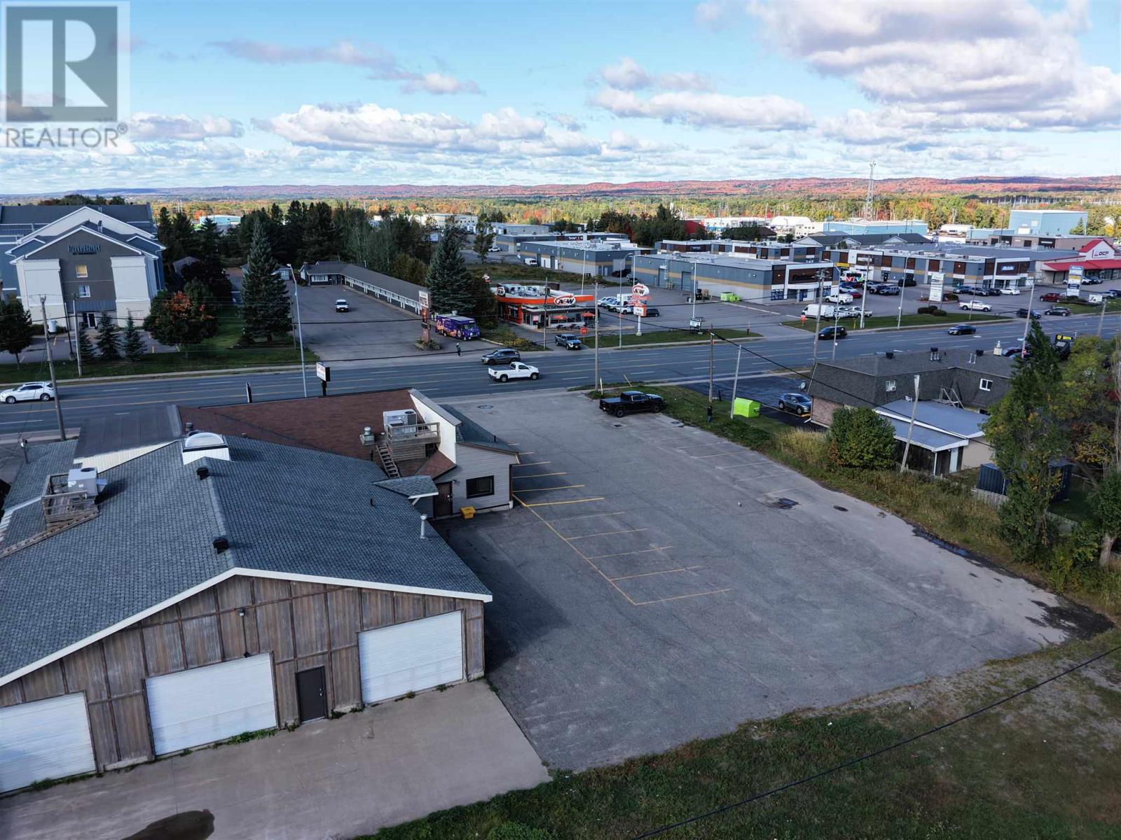642 Great Northern Rd # B, Sault Ste. Marie, Ontario  P6B 4Z9 - Photo 33 - SM262659