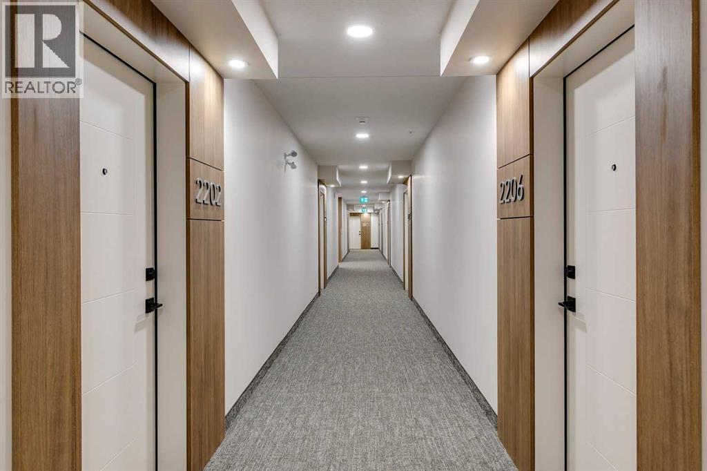 2202, 100 Banister Drive