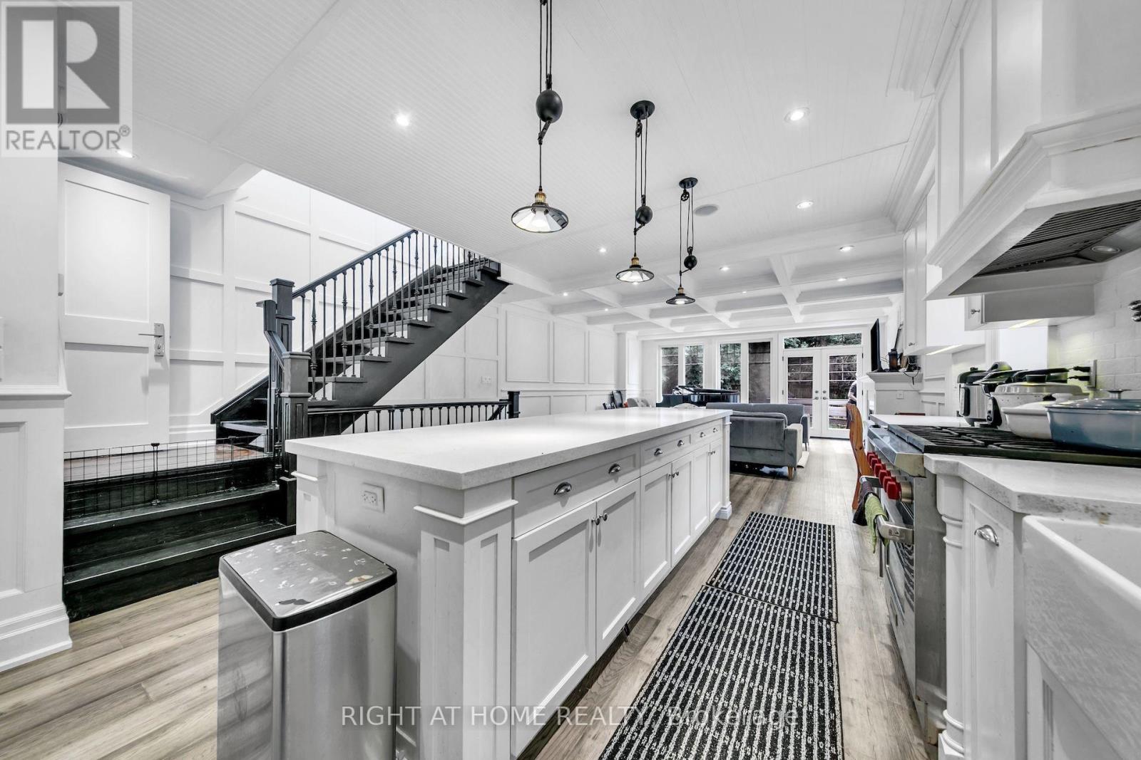 185 Soudan Avenue, Toronto, Ontario  M4S 1V5 - Photo 7 - C13865248