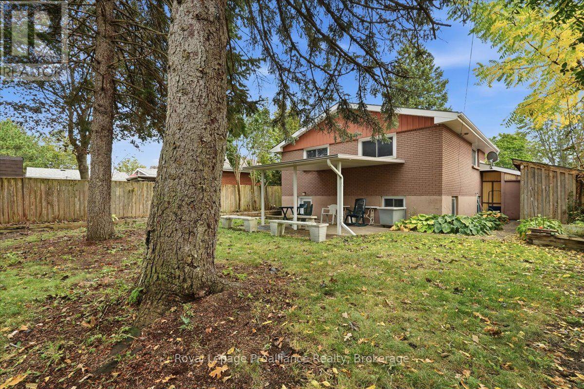550 Victoria Avenue, Belleville, Ontario  K8N 2G7 - Photo 3 - X13865520