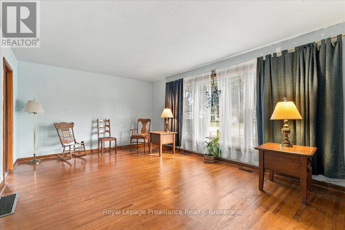 550 Victoria Avenue, Belleville, Ontario  K8N 2G7 - Photo 5 - X13865520