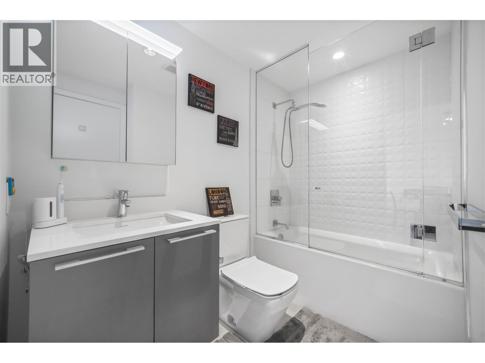 603 4638 Gladstone Street, Vancouver, British Columbia  V5N 0G5 - Photo 11 - R3172747