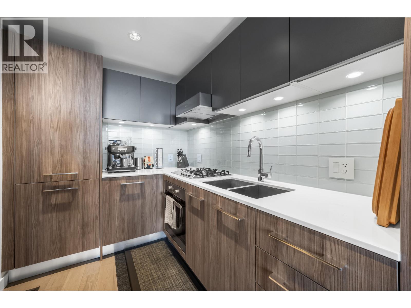 603 4638 Gladstone Street, Vancouver, British Columbia  V5N 0G5 - Photo 6 - R3172747