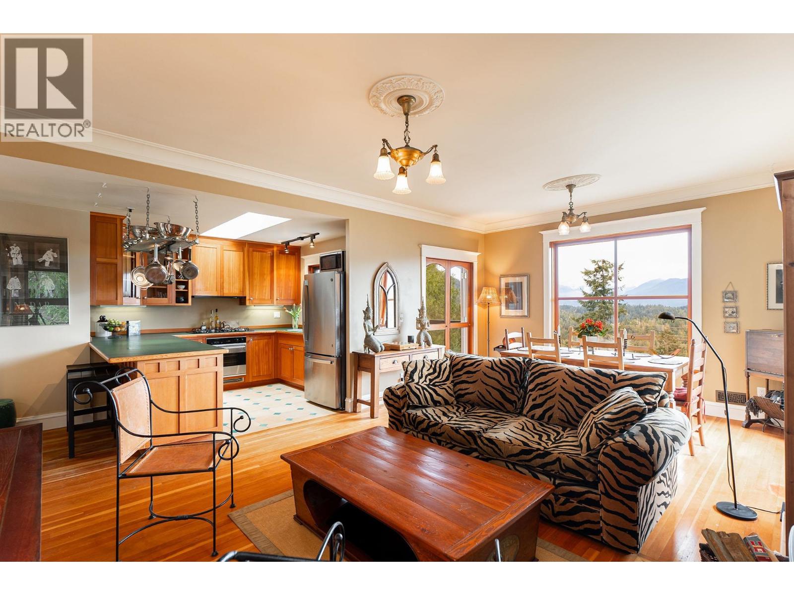 555 Roocroft Lane, Bowen Island, British Columbia  V0N 1G2 - Photo 12 - R3172753