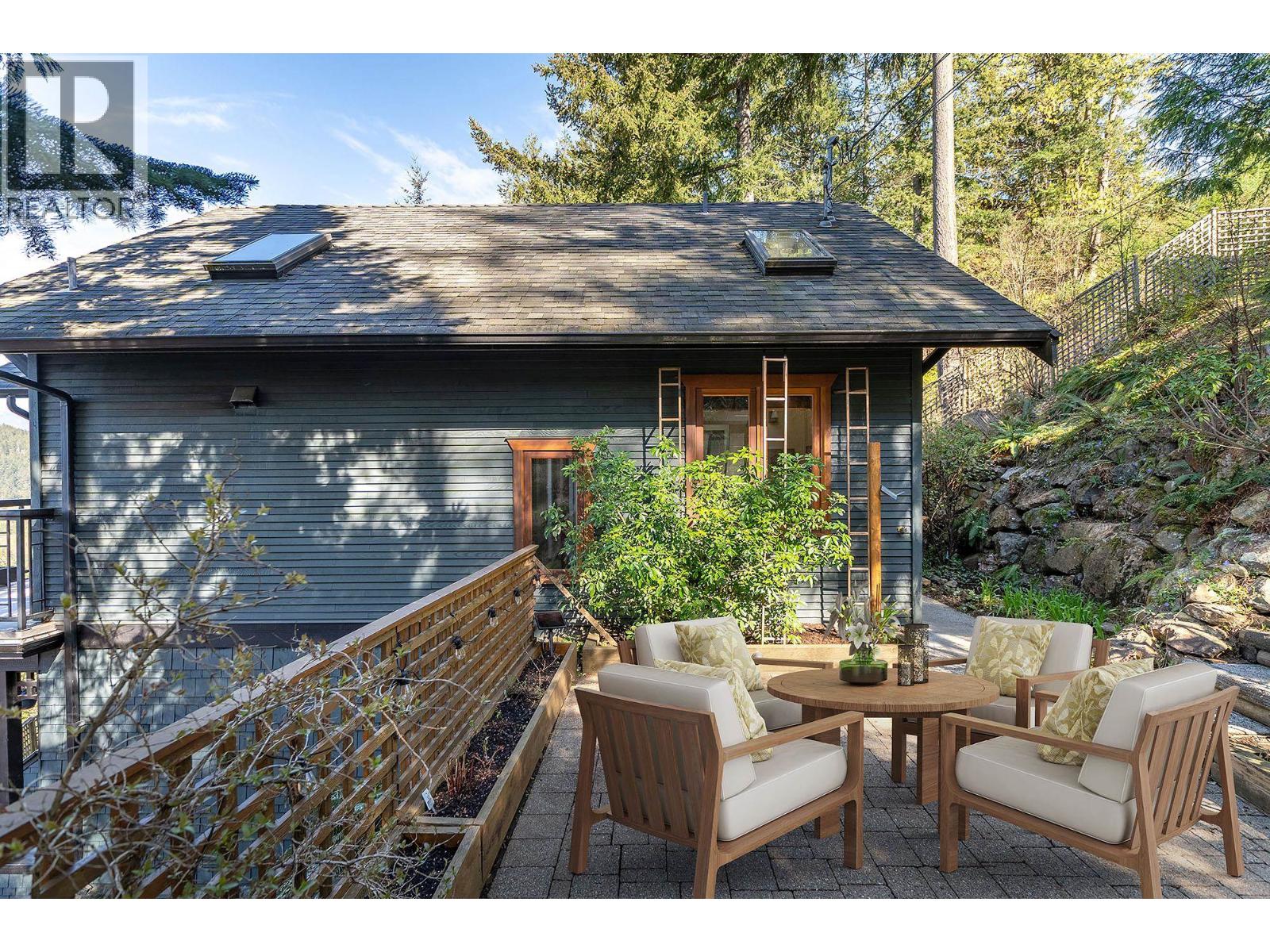 555 Roocroft Lane, Bowen Island, British Columbia  V0N 1G2 - Photo 24 - R3172753