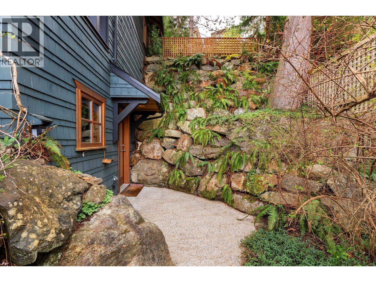 555 Roocroft Lane, Bowen Island, British Columbia  V0N 1G2 - Photo 30 - R3172753