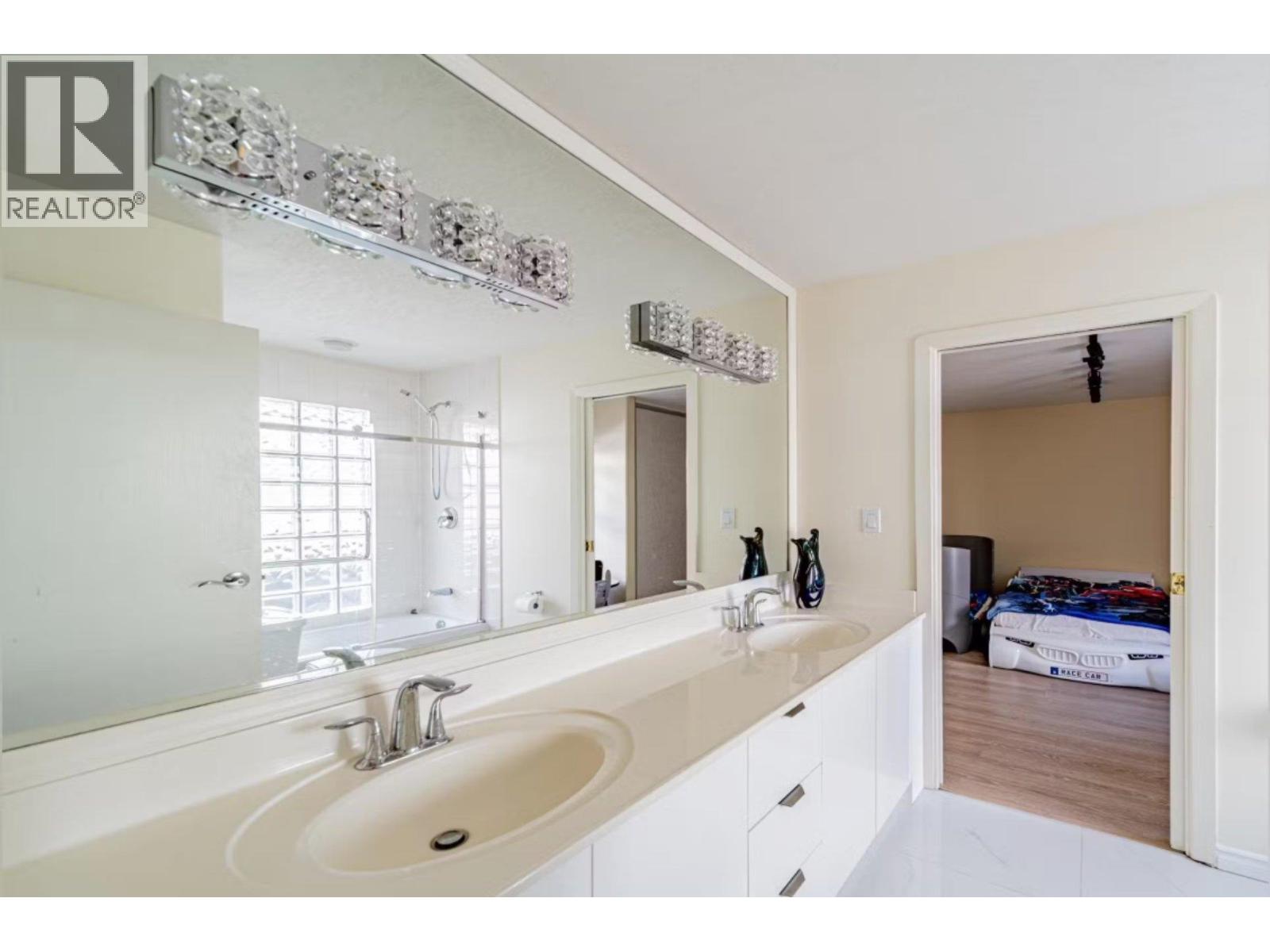 7215 Frobisher Drive, Richmond, British Columbia  V7C 4P8 - Photo 20 - R3172734