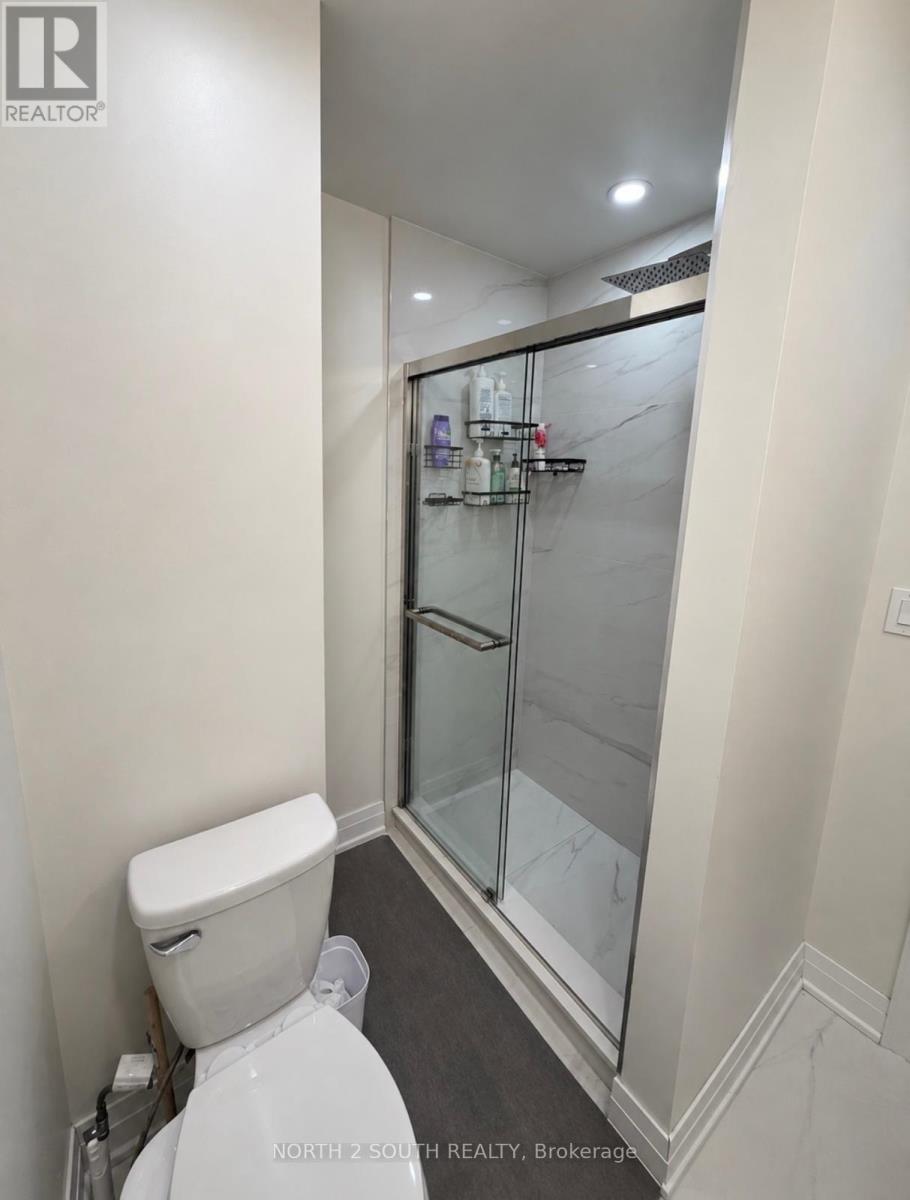 Main - 96 Bamford Crescent, Toronto, Ontario  M3N 1T8 - Photo 21 - W13804014