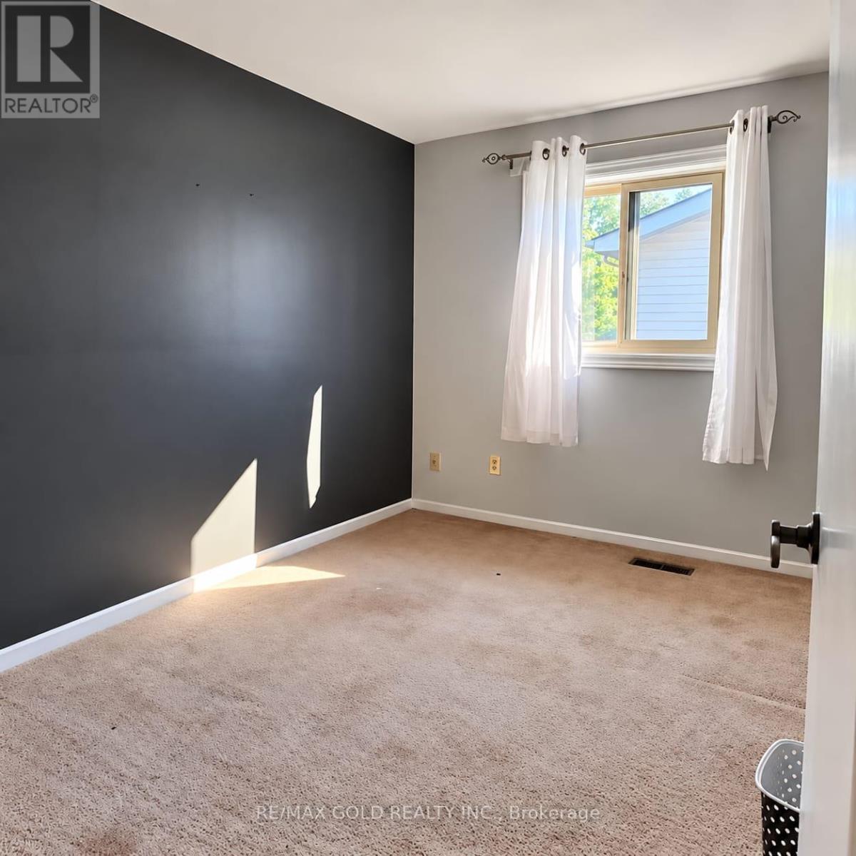 32 Steven Court, Brampton, Ontario  L6Z 3A7 - Photo 15 - W13863554