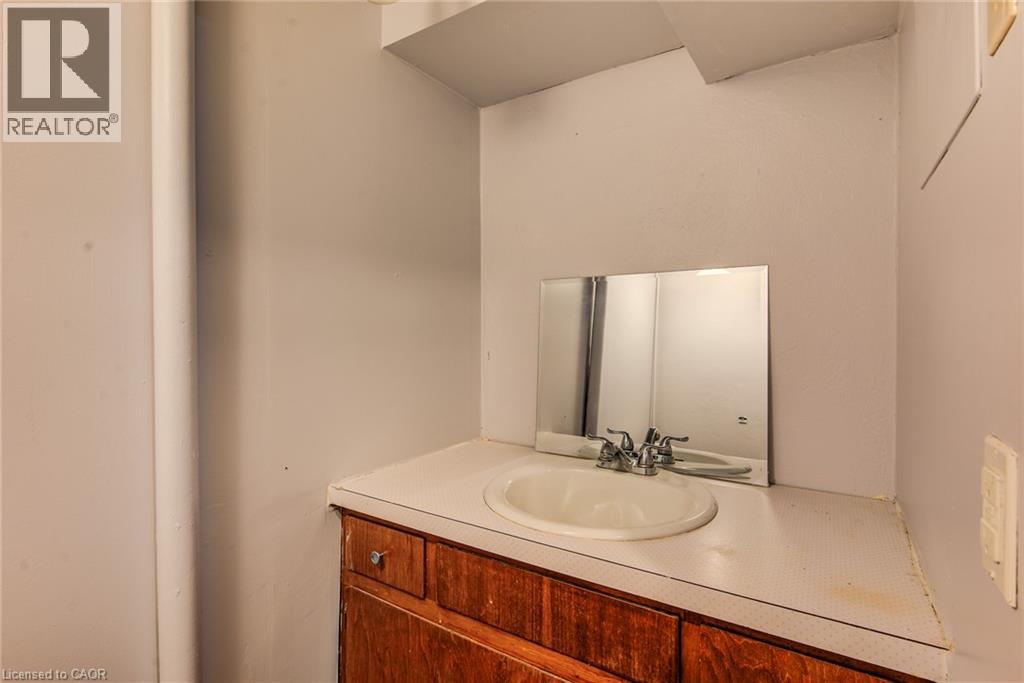 49 West Avenue Unit# Unit 1, Kitchener, Ontario  N2M 1X4 - Photo 28 - 40869351
