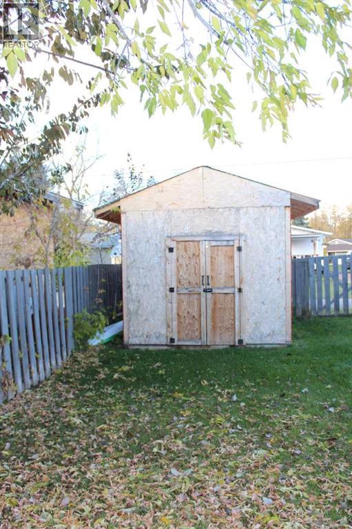 206 2nd Avenue Sw, Manning, Alberta  T0H 2M0 - Photo 9 - A2350561