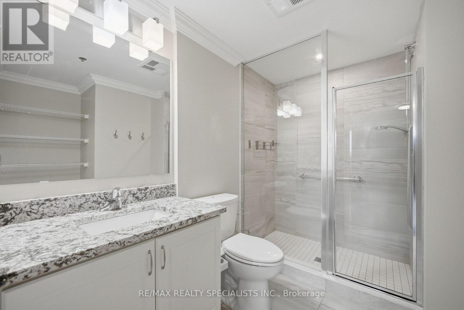 304 - 21 Brookhouse Drive, Clarington, Ontario  L1B 0V4 - Photo 12 - E13866302