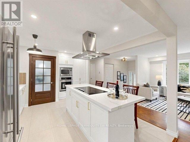 12 Sir Pellias Terrace, Markham (Markham Village), Ontario  L3P 2Z8 - Photo 10 - N13866310