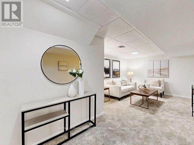 12 Sir Pellias Terrace, Markham (Markham Village), Ontario  L3P 2Z8 - Photo 21 - N13866310