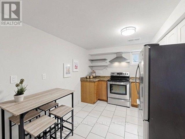 12 Sir Pellias Terrace, Markham (Markham Village), Ontario  L3P 2Z8 - Photo 24 - N13866310