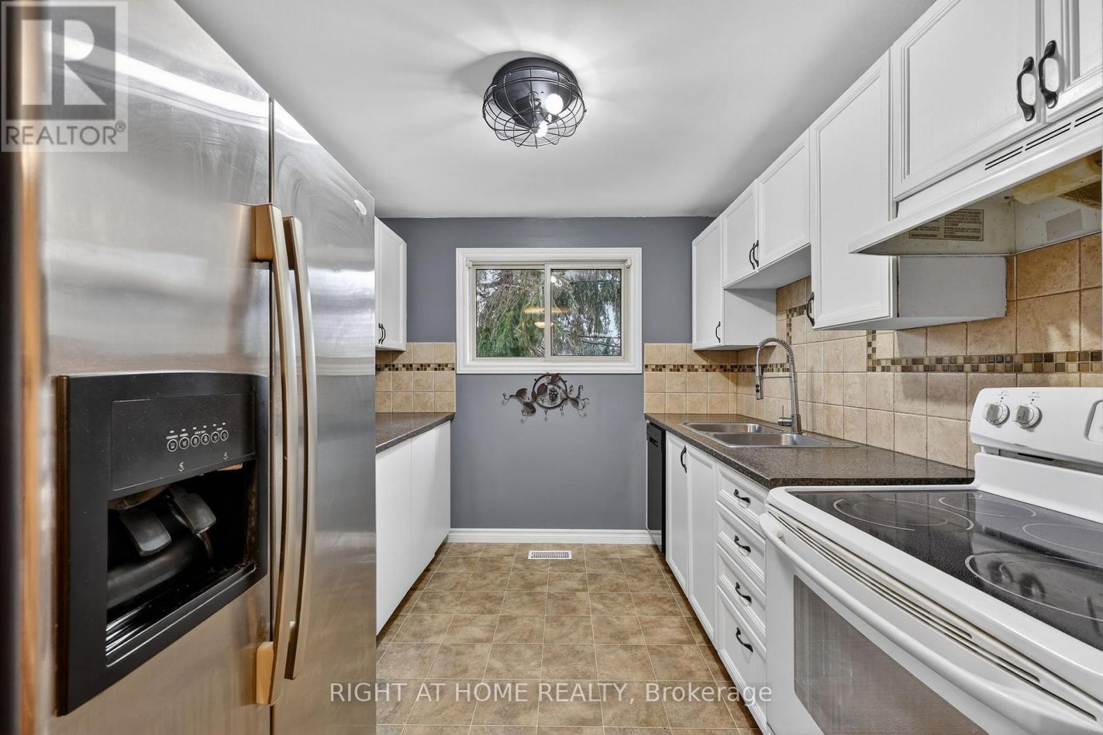 10 - 32 Sawmill Road, Barrie (Ardagh), Ontario  L4N 6X3 - Photo 8 - S13866294