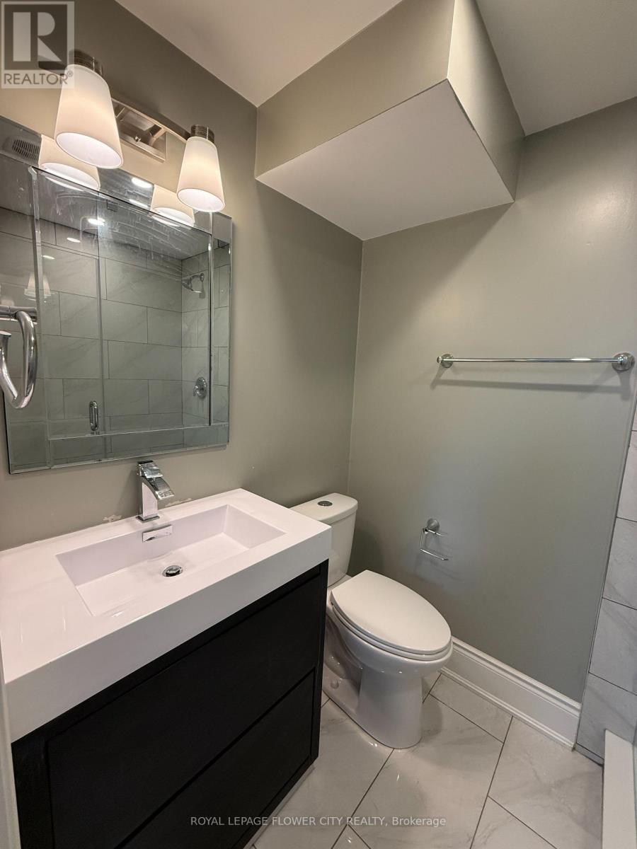 66 Ikley Road, Toronto, Ontario  M3J 1C6 - Photo 3 - W13866344