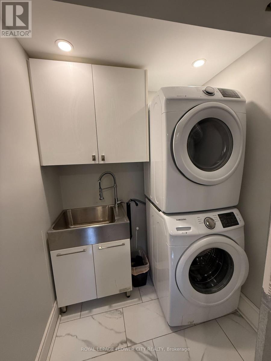 66 Ikley Road, Toronto, Ontario  M3J 1C6 - Photo 5 - W13866344