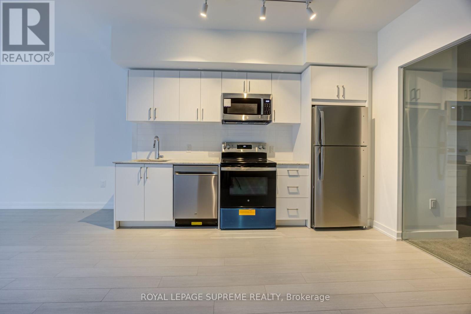 412 - 4010 Eglinton Avenue W, Toronto, Ontario M9A 0G5 - Photo 15 - W13866382