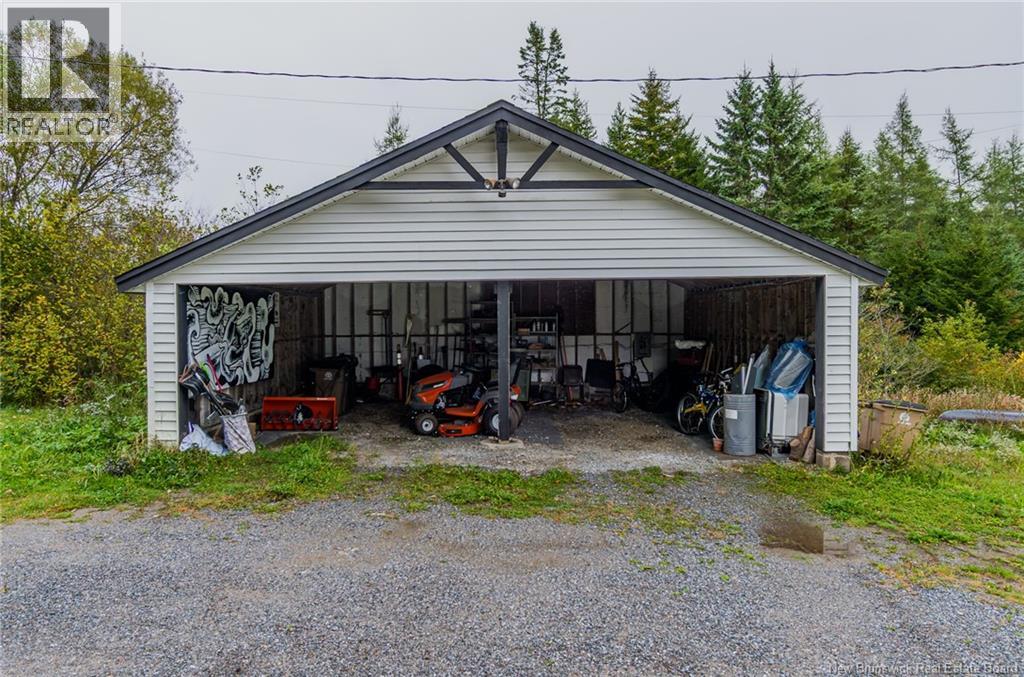 2740 Loch Lomond Road, Saint John, New Brunswick  E2N 1A7 - Photo 3 - NB148833