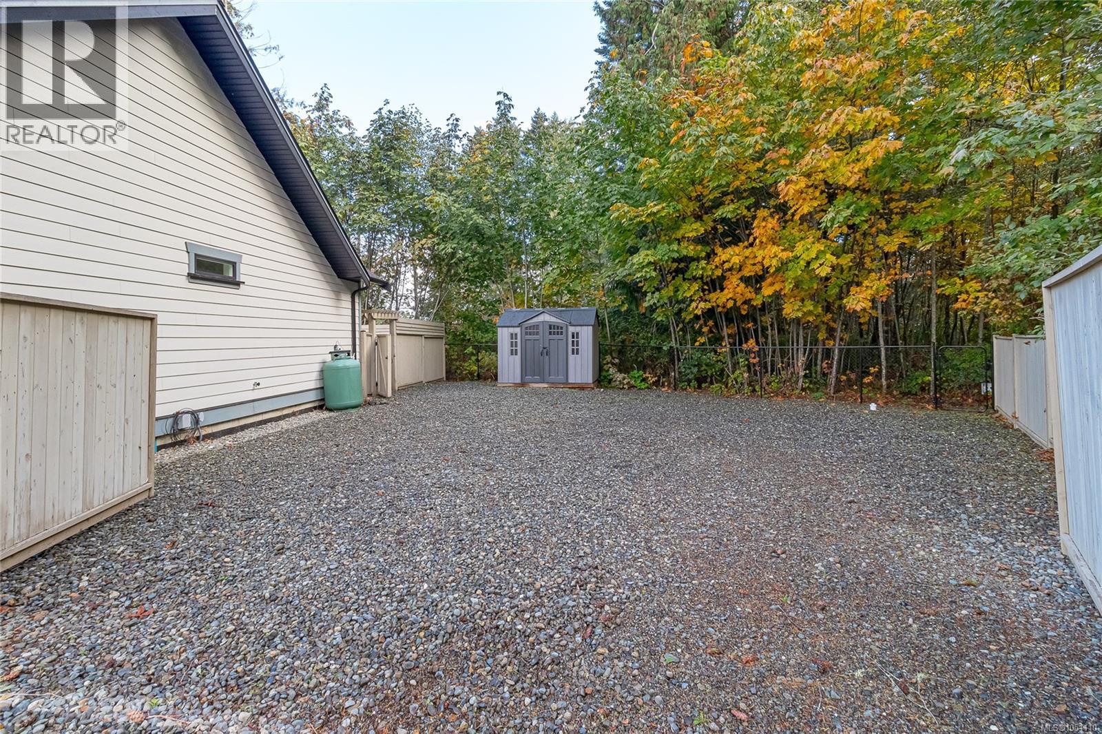 3800 Creekside Dr