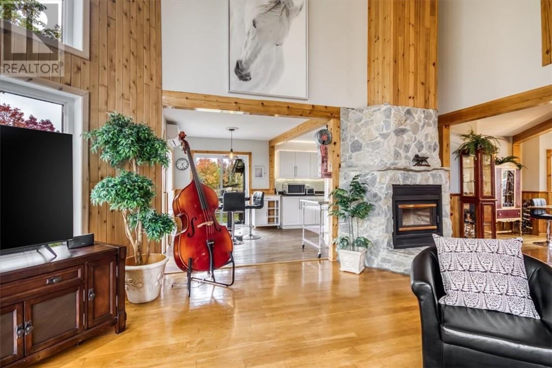 36 Fraser Street, Gore Bay, Ontario  P0P 1H0 - Photo 25 - 2130777