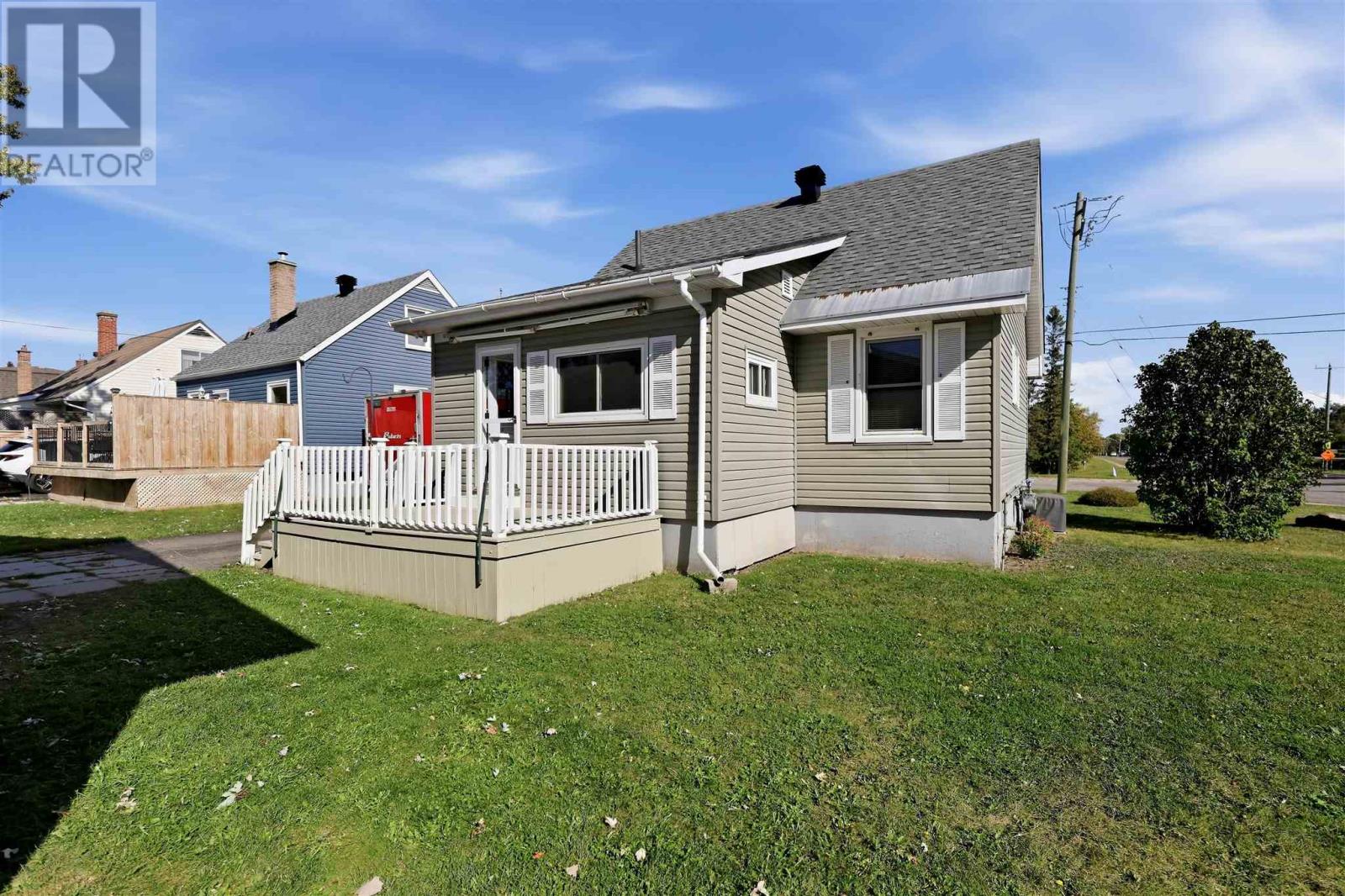 3 Weldon Ave, Sault Ste. Marie, Ontario  P6B 3C4 - Photo 34 - SM262773